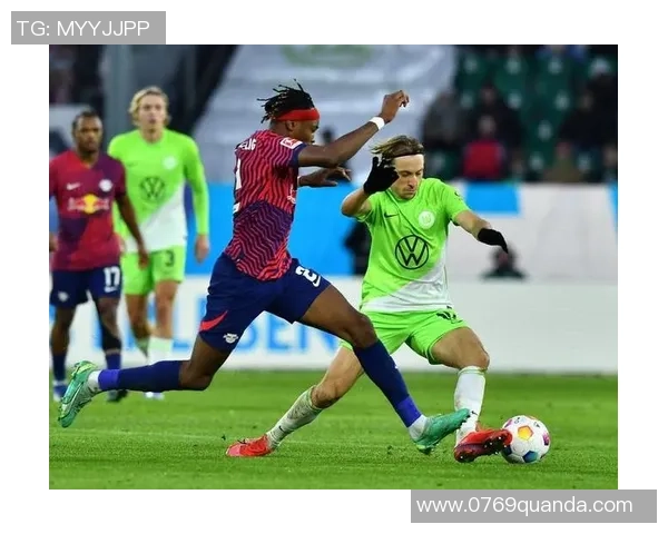 沃尔夫斯堡与矿工的激烈对决揭示了足球战术的博弈与激情