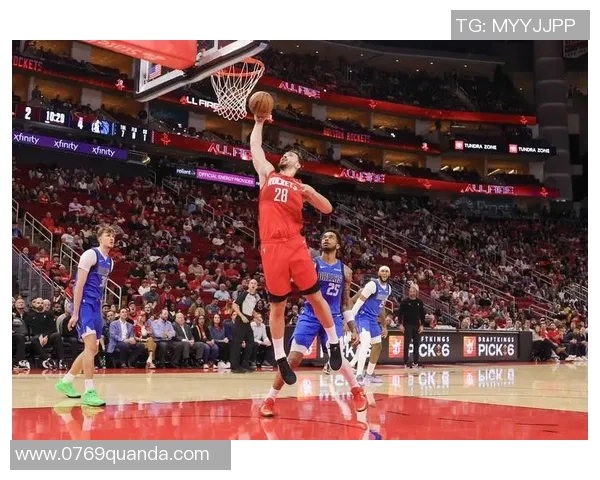 火箭对阵雄鹿精彩赛事在线直播全程回放与赛后分析 火箭对阵雄鹿精彩赛事在线直播全程回放与赛后分析