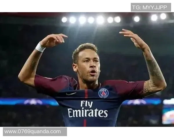 艾马迪与库克斯的精彩对决揭示了足球战术的魅力与团队合作的重要性