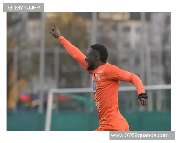 辛堡与松兹瓦尔激战正酣谁能在这场较量中笑到最后